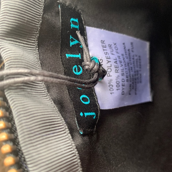 Jocelyn Fox Fur Clutch New with Tags!!!RARE!!!💜💜 - Picture 4 of 6